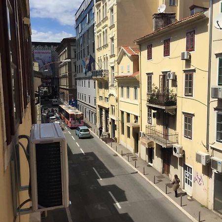 Apartman Licia Rijeka Eksteriør billede